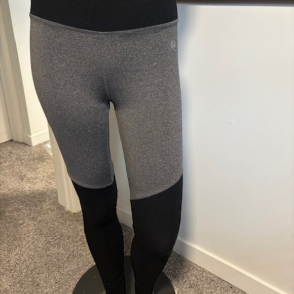 Ardene dance Move leggings S - Picture 3 of 3